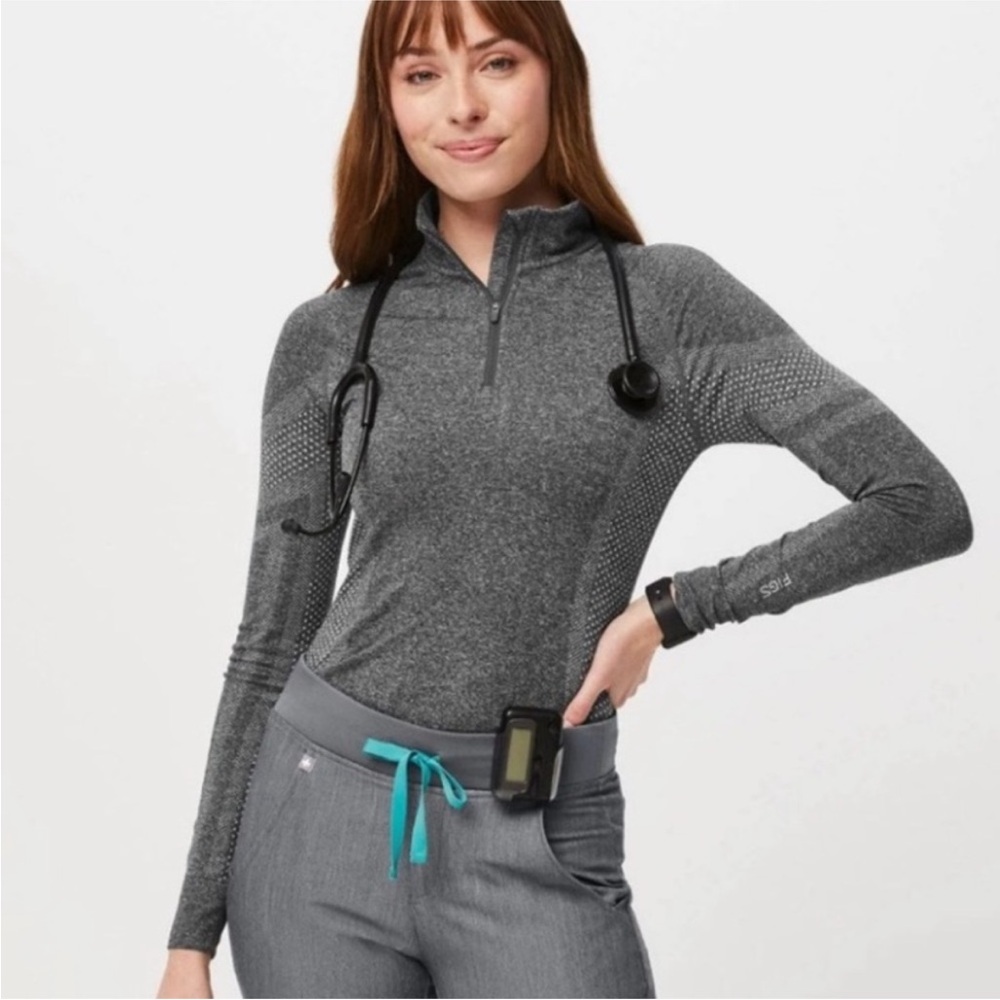 Figs Women’s Salta Seamless Heathered 1/4 Zip Long Sleeve Pullover Top Size M